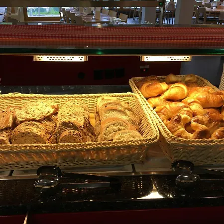 Готель Seebueel